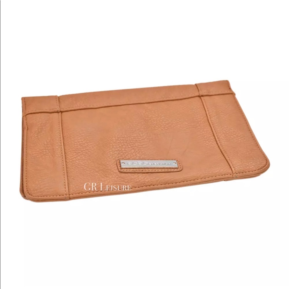BCBGGENERATION TAN LEATHER CLUTCH PURSE